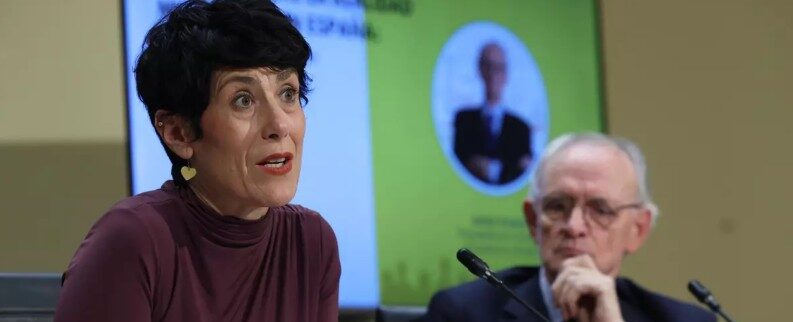 Imagen de la ministra de Inclusión, Seguridad Social y Migraciones, Elma Saiz, interviniendo en la presentación del 'Informe sobre la realidad migratoria en España'